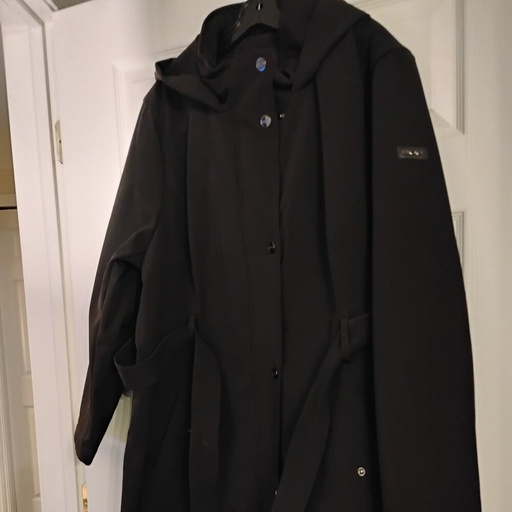 New DKNY. Black Soft Shell Belted & Hooded Raincoat (Plus Size) 2X